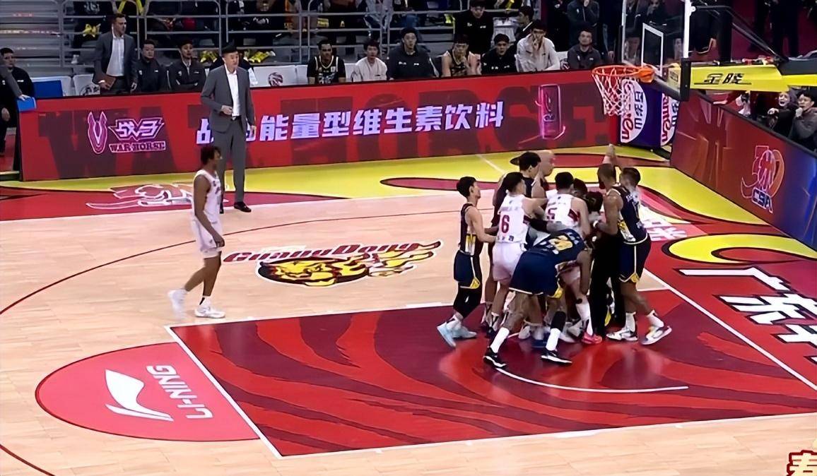 江苏男篮再胜广州队，实力赢得认可
